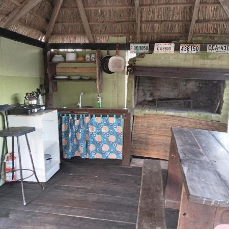 Yulele Cabanas Punta Del Diablo Exterior photo